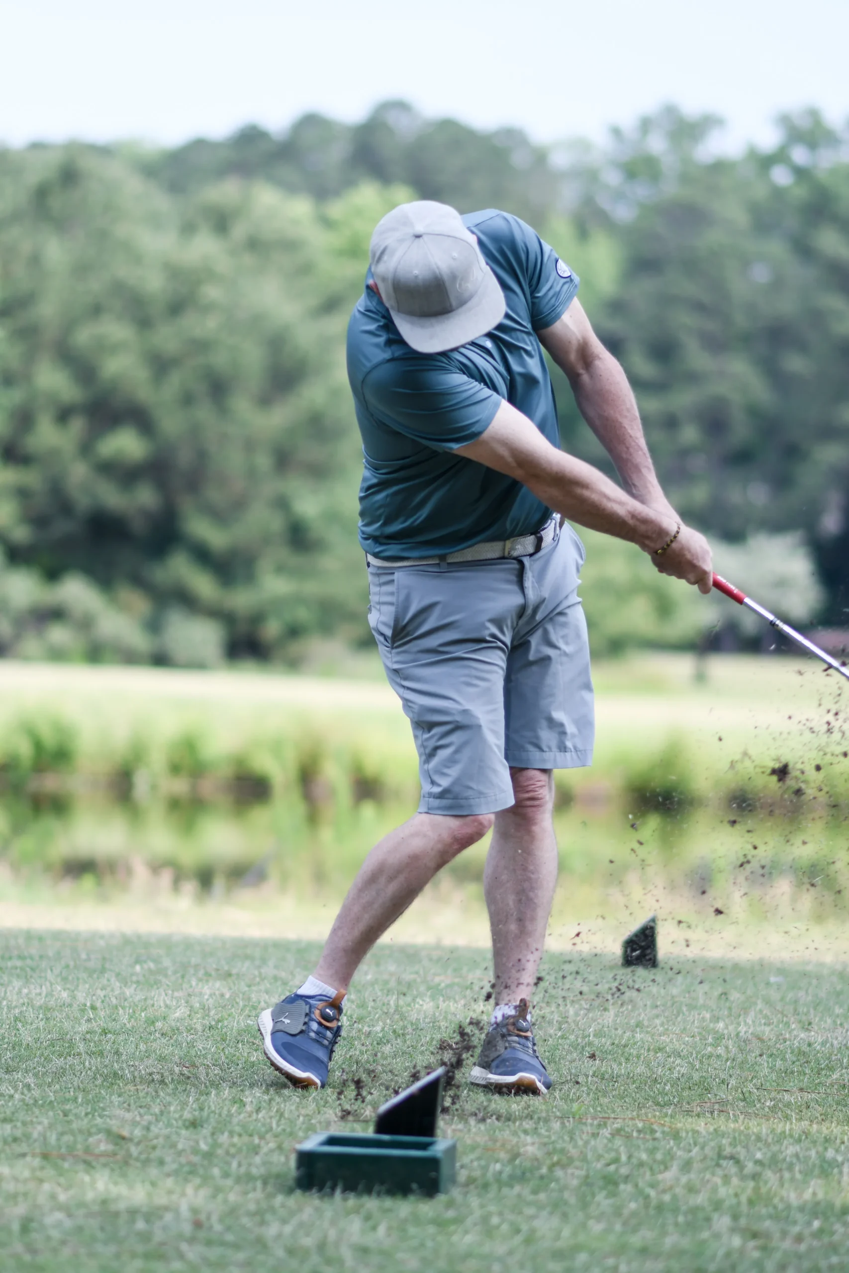 Impact position — kinetic chain under pressure